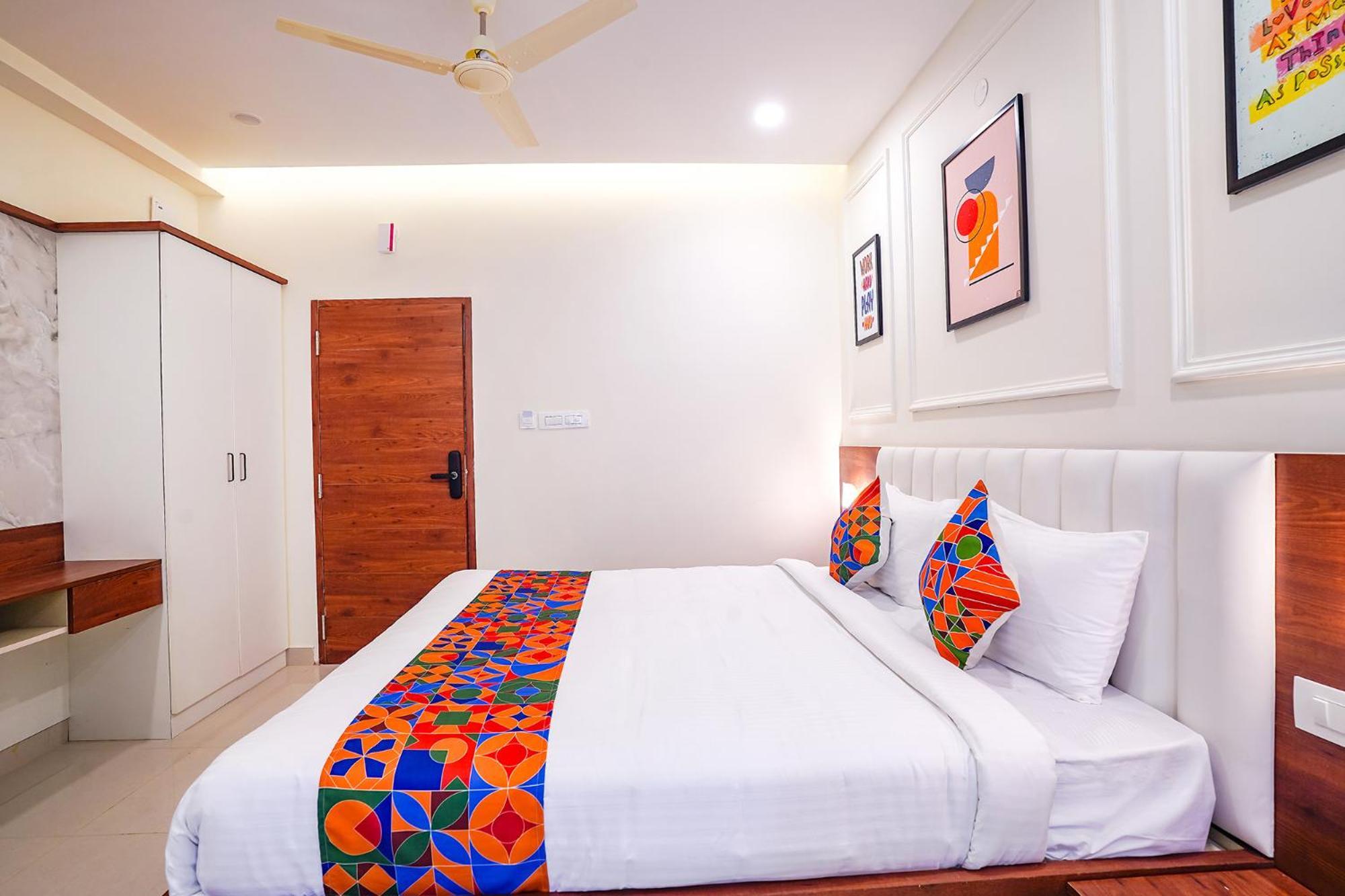 Fabhotel Memories Inn Bangalore Exterior photo